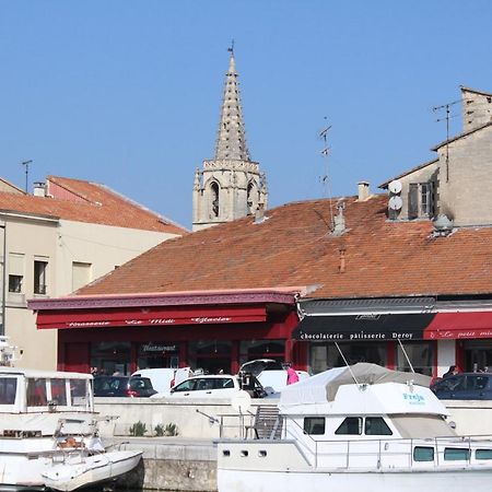 Le Grand Rouget Lägenhet Beaucaire  Exteriör bild